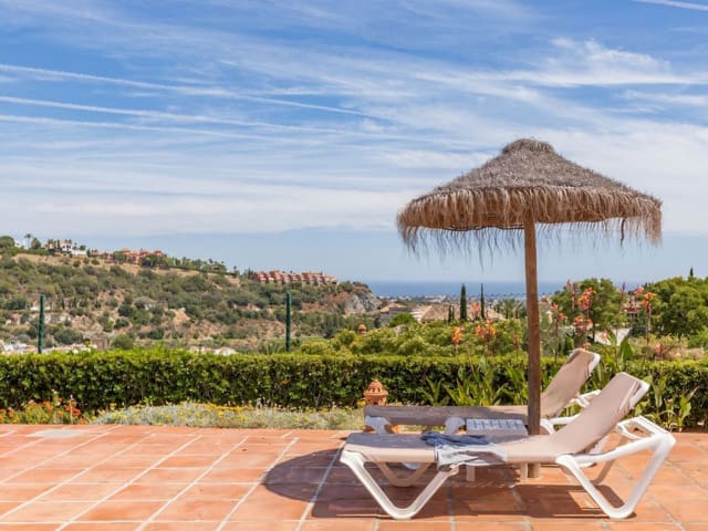 2 slaapkamer Penthouse te koop in Los Arqueros, Benahavís met zwembad garage - € 420.000 (Ref: 9324249)