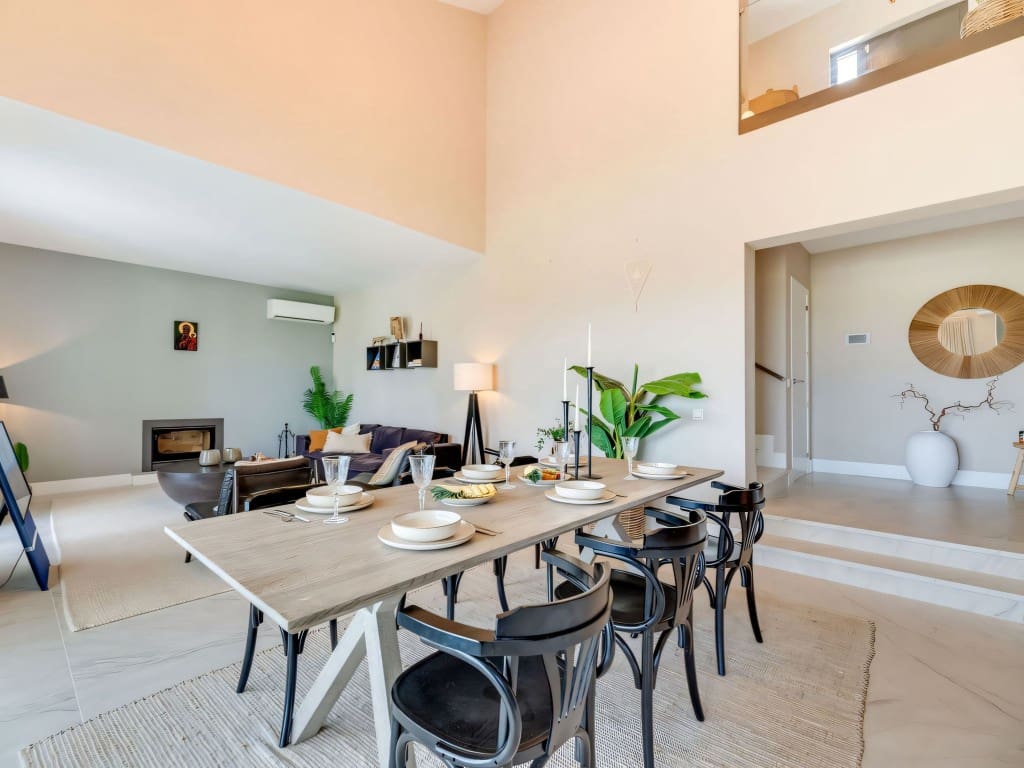 4 chambre Villa/Maison à vendre à El Paraiso avec piscine garage - 2 980 000 € (Ref: 9326084)