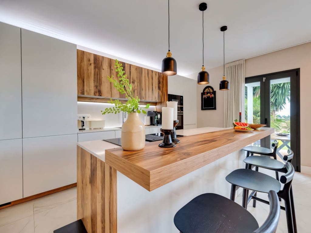 4 chambre Villa/Maison à vendre à El Paraiso avec piscine garage - 2 980 000 € (Ref: 9326084)