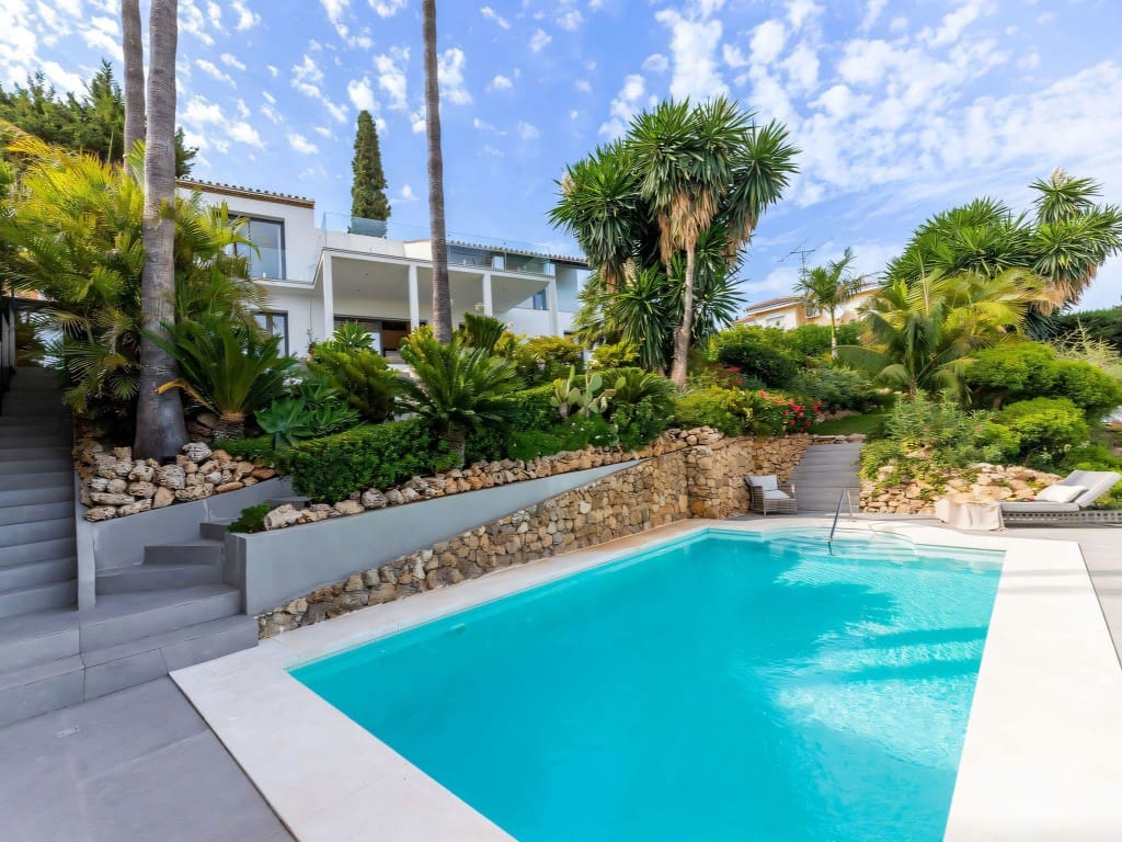 4 chambre Villa/Maison à vendre à El Paraiso avec piscine garage - 2 980 000 € (Ref: 9326084)