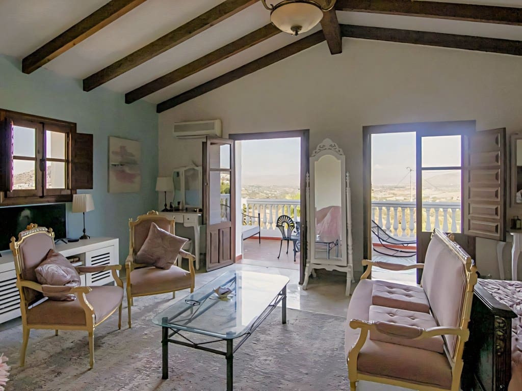 3 slaapkamer Finca/Landhuis te koop in Alhaurin el Grande met garage - € 499.950 (Ref: 9326086)