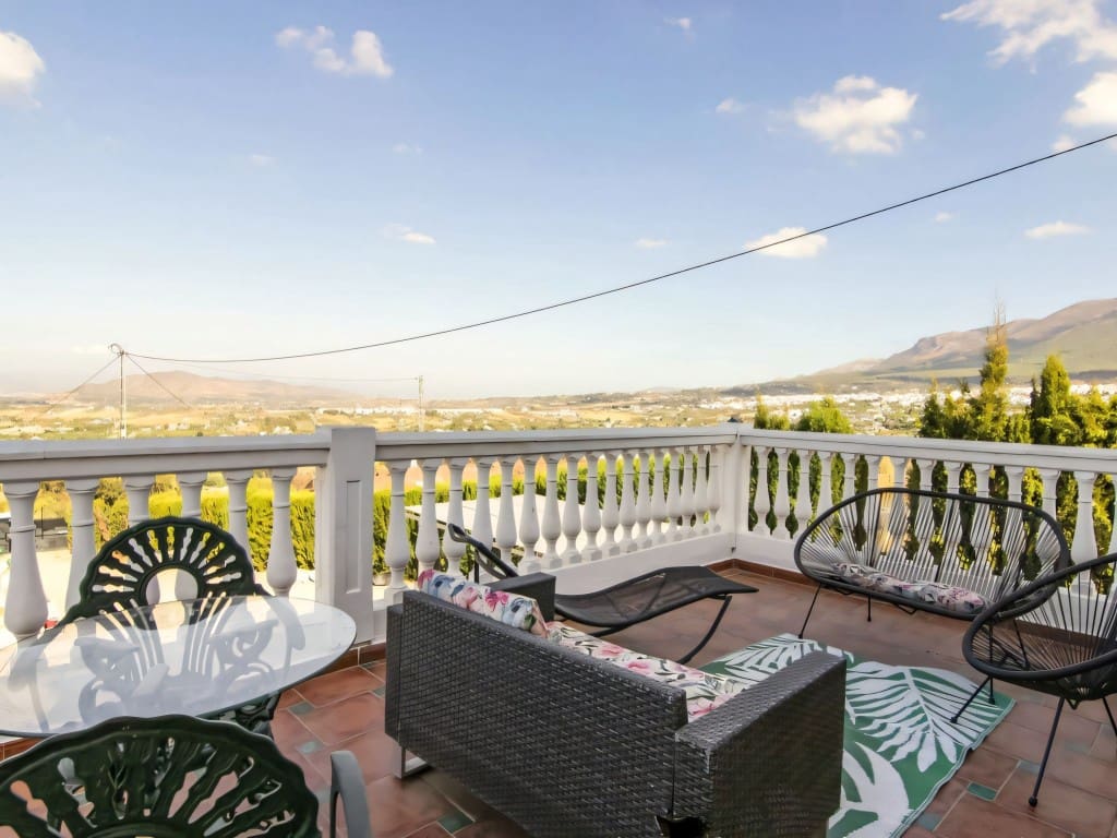 3 slaapkamer Finca/Landhuis te koop in Alhaurin el Grande met garage - € 499.950 (Ref: 9326086)