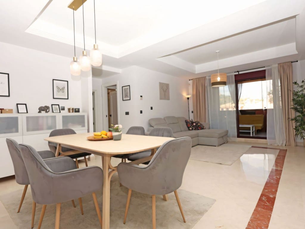 2 slaapkamer Appartement te koop in La Mairena met zwembad - € 375.000 (Ref: 9334492)