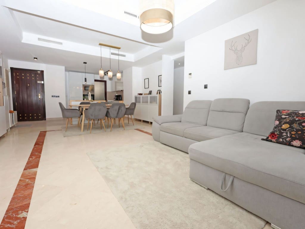 2 slaapkamer Appartement te koop in La Mairena met zwembad - € 375.000 (Ref: 9334492)