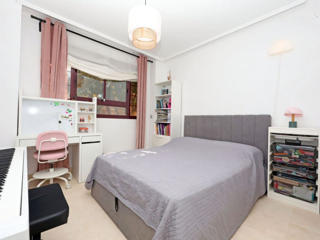 2 slaapkamer Appartement te koop in La Mairena met zwembad - € 375.000 (Ref: 9334492)