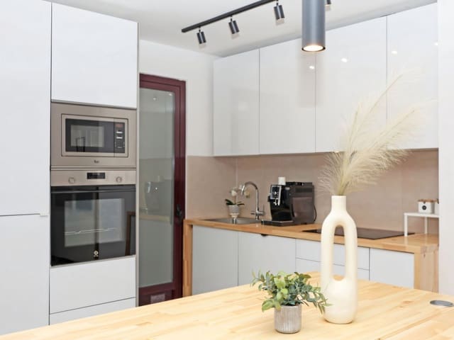 Apartamento de 2 habitaciones en La Mairena, Ojen en venta con piscina - 375.000 € (Ref: 9334492)