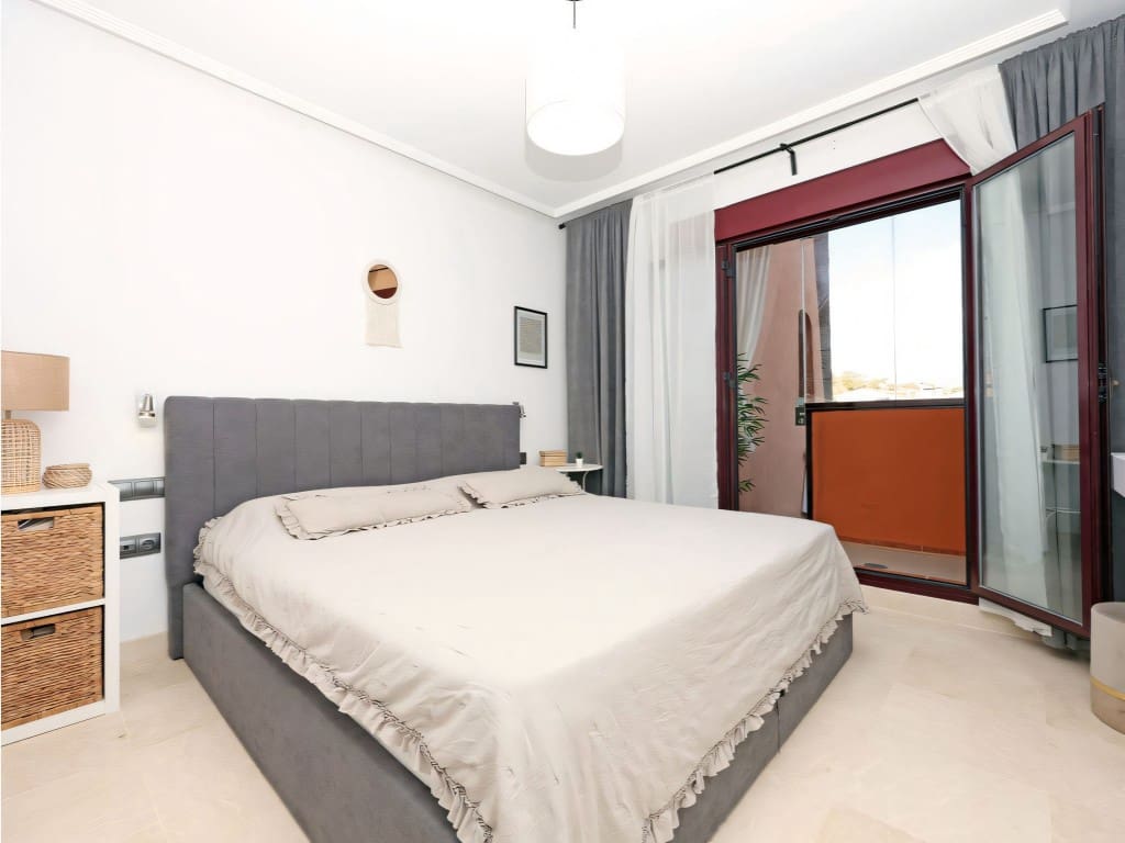 2 slaapkamer Appartement te koop in La Mairena met zwembad - € 375.000 (Ref: 9334492)