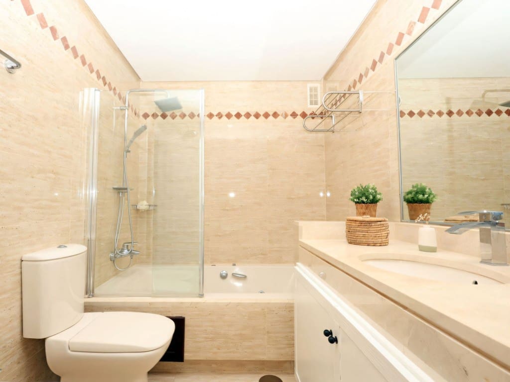 2 slaapkamer Appartement te koop in La Mairena met zwembad - € 375.000 (Ref: 9334492)