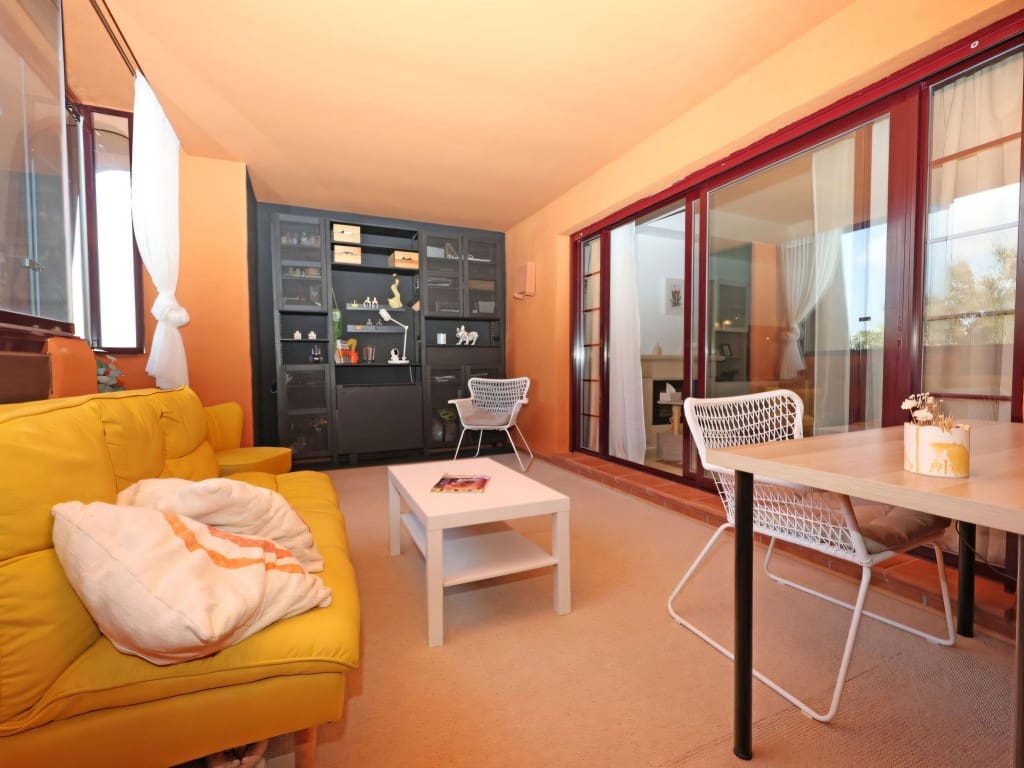 2 slaapkamer Appartement te koop in La Mairena met zwembad - € 375.000 (Ref: 9334492)