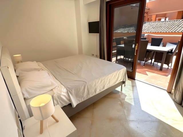 2 bedroom Apartment for sale in Estepona with pool - € 605,000 (Ref: 9334494)