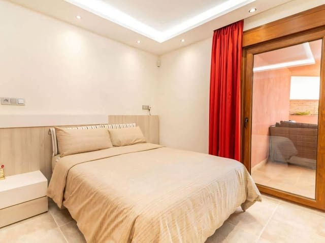 3 slaapkamer Appartement te koop in Benalmádena met zwembad - € 535.000 (Ref: 9337633)