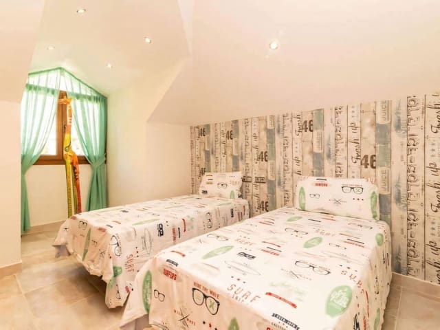 3 slaapkamer Appartement te koop in Benalmádena met zwembad - € 535.000 (Ref: 9337633)