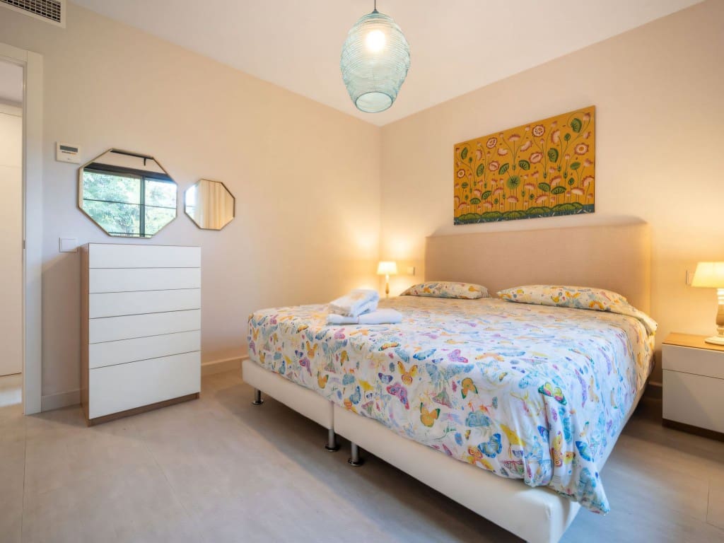 5 slaapkamer Villa te koop in Los Monteros met zwembad - € 3.475.000 (Ref: 9340797)