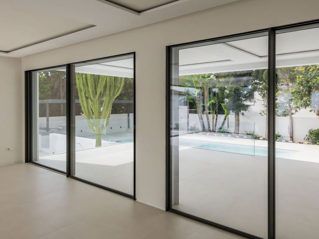 6 slaapkamer Villa te koop in San Pedro de Alcantara met zwembad garage - € 3.250.000 (Ref: 9346735)