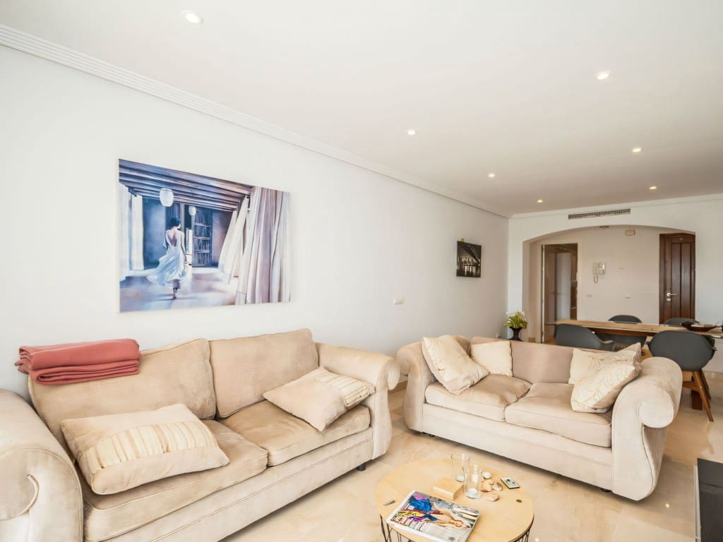 2 slaapkamer Appartement te koop in La Mairena met zwembad garage - € 385.000 (Ref: 9346736)