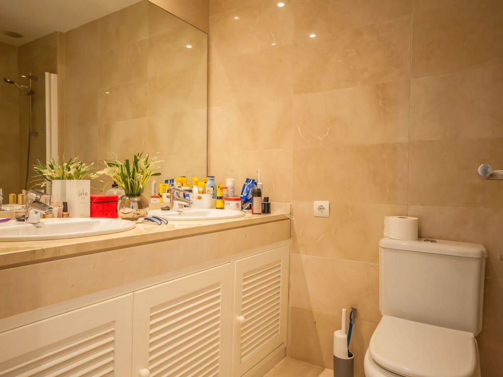 2 slaapkamer Appartement te koop in La Mairena met zwembad garage - € 385.000 (Ref: 9346736)