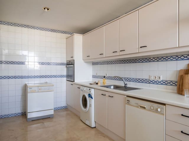 2 sypialnia Apartament na sprzedaż w San Pedro de Alcantara, Marbella z basenem - 695 000 € (Ref: 9346737)