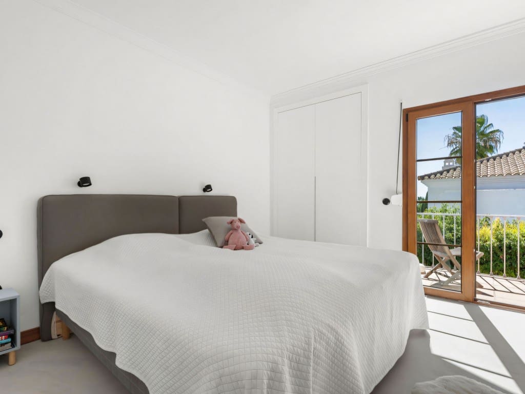 4 chambre Villa/Maison à vendre à Estepona avec piscine garage - 1 750 000 € (Ref: 9346738)