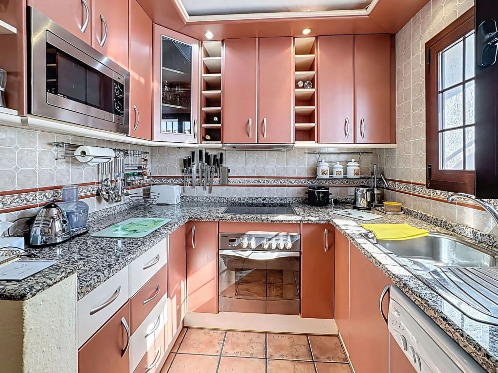 3 soveværelse Byhus til salg i Mijas med swimmingpool - € 475.000 (Ref: 9348941)