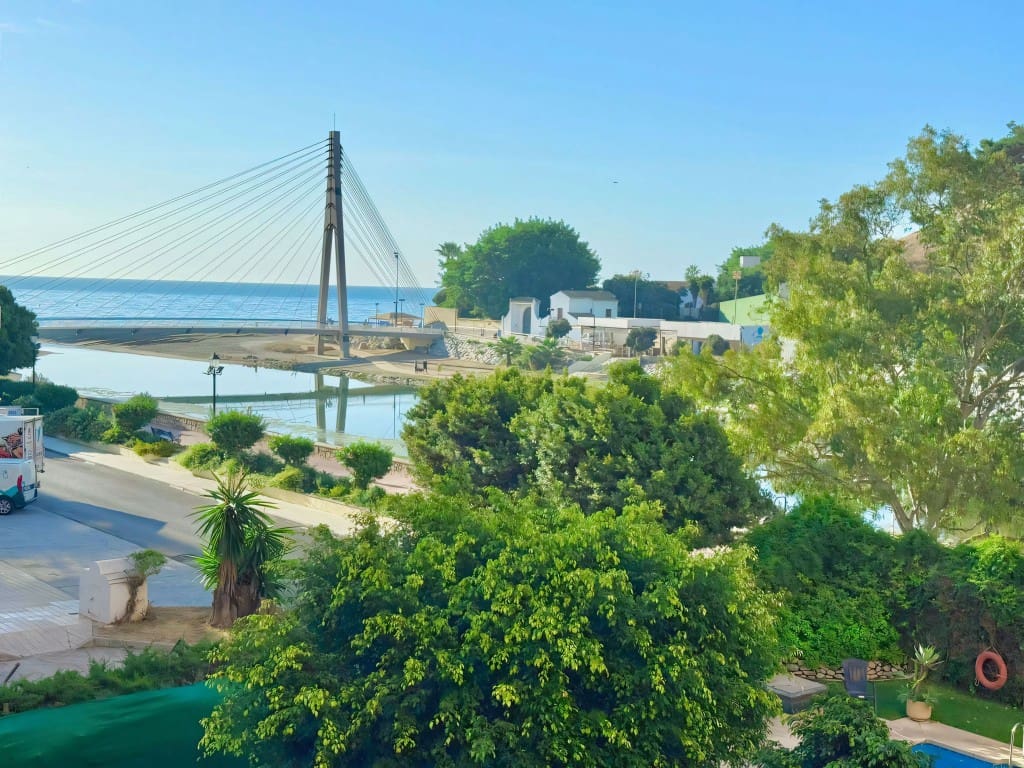 2 slaapkamer Appartement te koop in Fuengirola met zwembad - € 449.000 (Ref: 9348942)