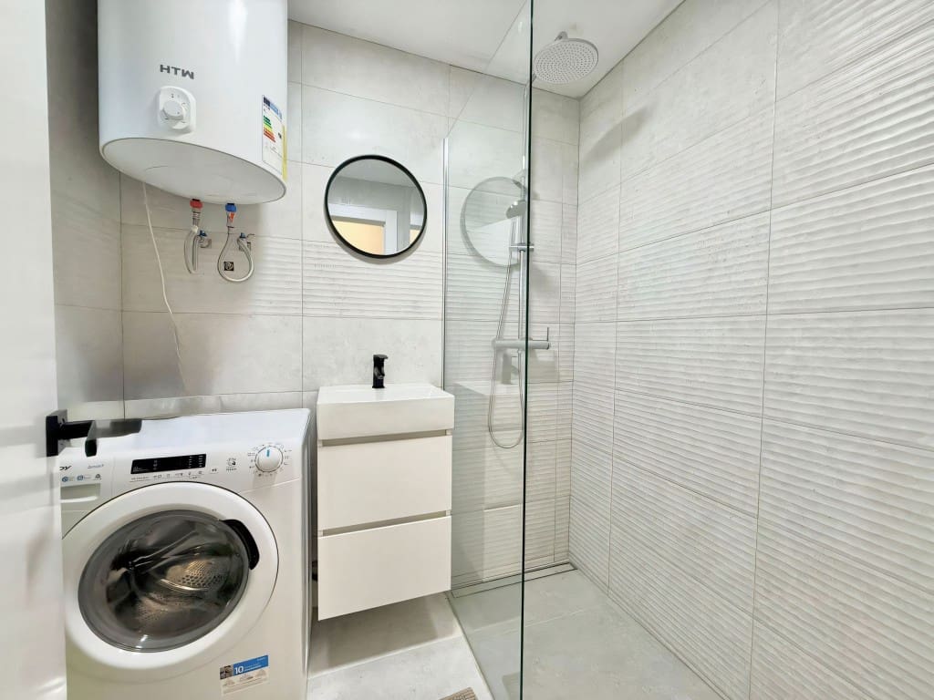 2 slaapkamer Appartement te koop in Fuengirola met zwembad - € 449.000 (Ref: 9348942)