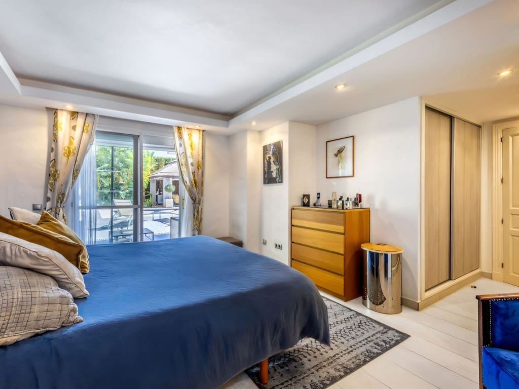 5 slaapkamer Villa te koop in Alhaurin el Grande met zwembad garage - € 995.000 (Ref: 9348943)