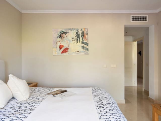 3 slaapkamer Appartement te koop in Nueva Andalucia, Marbella met zwembad - € 680.000 (Ref: 9353115)