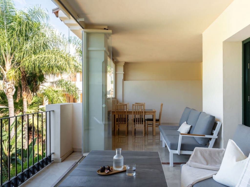 3 slaapkamer Appartement te koop in Nueva Andalucia met zwembad - € 680.000 (Ref: 9353115)