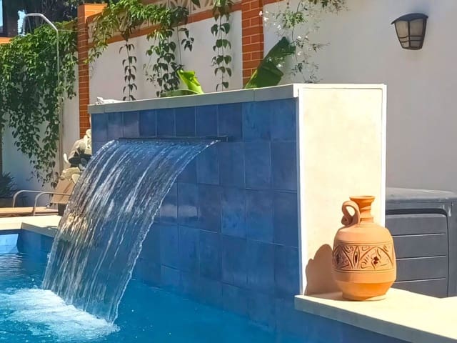 5 slaapkamer Villa te koop in Benalmádena met zwembad garage - € 850.000 (Ref: 9355449)