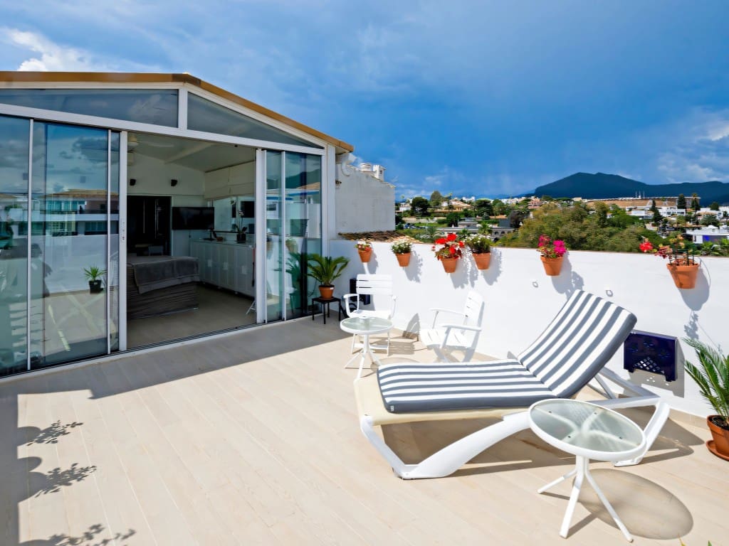 3 soverom Penthouse til salgs i Puerto Banus med svømmebasseng - € 1 197 000 (Ref: 9355450)