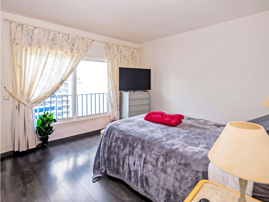 3 soverom Penthouse til salgs i Puerto Banus med svømmebasseng - € 1 197 000 (Ref: 9355450)