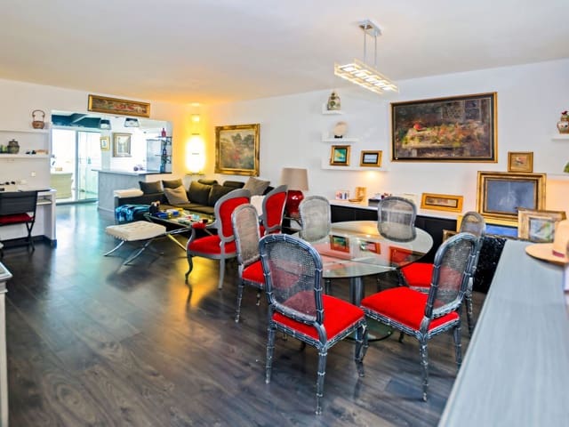 3 soverom Penthouse til salgs i Puerto Banus, Marbella med svømmebasseng - € 1 197 000 (Ref: 9355450)