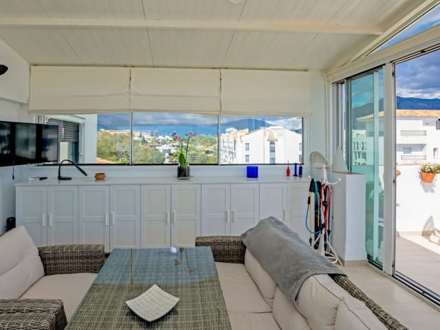 3 soverom Penthouse til salgs i Puerto Banus, Marbella med svømmebasseng - € 1 197 000 (Ref: 9355450)