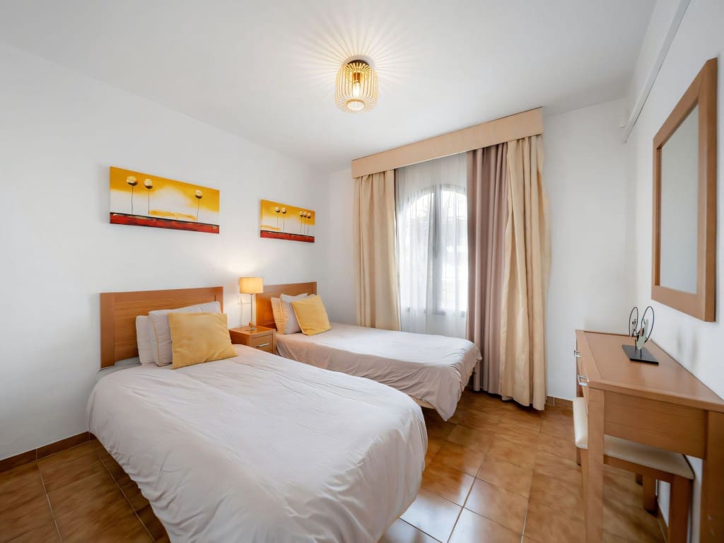 2 bedroom Apartment for sale in Riviera del Sol with pool - € 329,000 (Ref: 9356699)