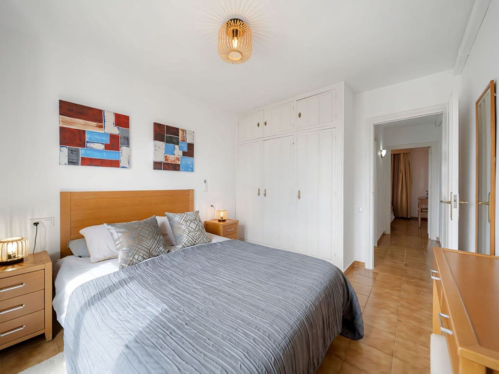 2 bedroom Apartment for sale in Riviera del Sol with pool - € 329,000 (Ref: 9356699)