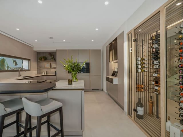 4 Zimmer Villa zu verkaufen in Nueva Andalucia, Marbella mit Pool - 4.900.000 € (Ref: 9358835)