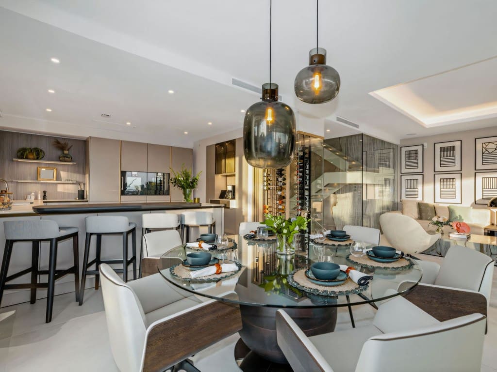 4 Zimmer Villa zu verkaufen in Nueva Andalucia mit Pool - 4.900.000 € (Ref: 9358835)