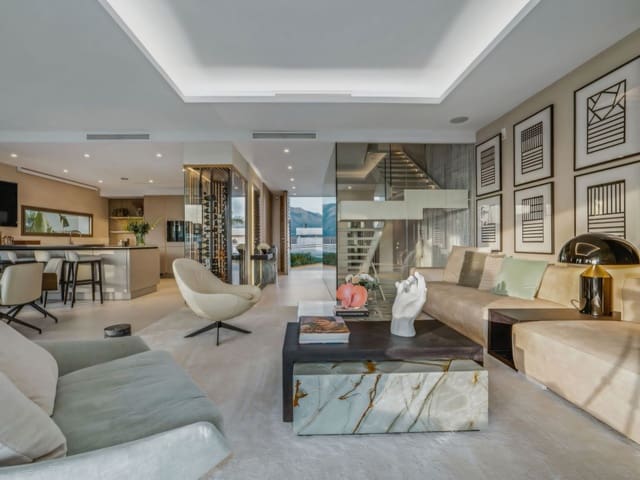 4 Zimmer Villa zu verkaufen in Nueva Andalucia, Marbella mit Pool - 4.900.000 € (Ref: 9358835)