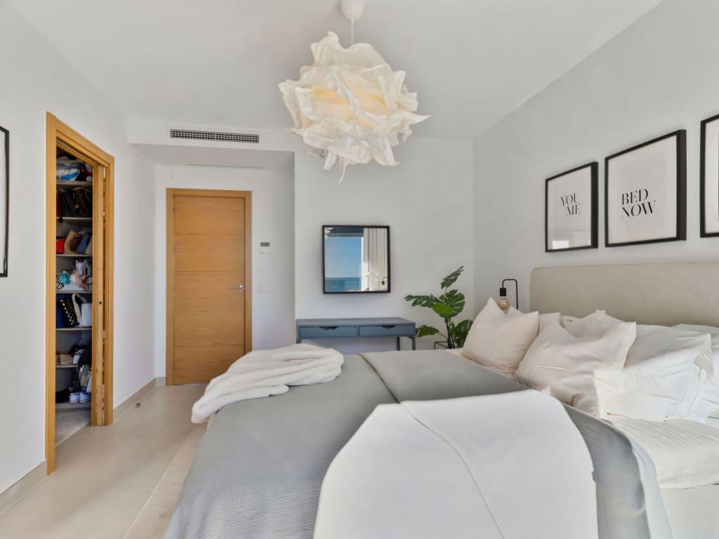 3 makuuhuone Omakotitalo myytävänä paikassa Fuengirola mukana uima-altaan - 695 000 € (Ref: 9366913)