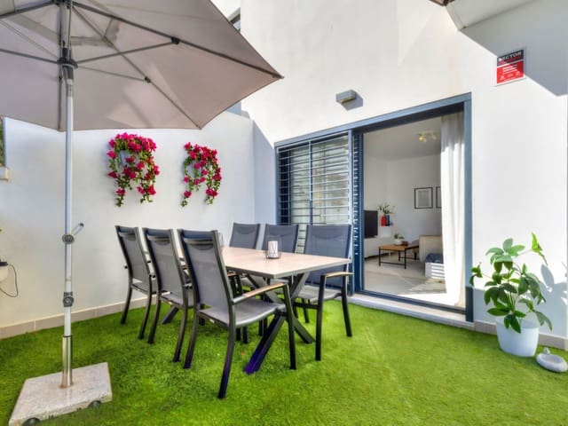 3 makuuhuone Omakotitalo myytävänä paikassa Fuengirola mukana uima-altaan - 695 000 € (Ref: 9366913)