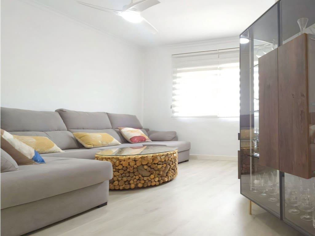 3 slaapkamer Penthouse te koop in Torrequebrada met zwembad - € 575.000 (Ref: 9371671)