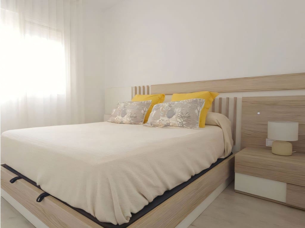 3 slaapkamer Penthouse te koop in Torrequebrada met zwembad - € 575.000 (Ref: 9371671)