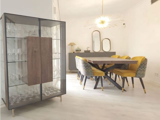 3 slaapkamer Penthouse te koop in Torrequebrada, Benalmádena met zwembad - € 575.000 (Ref: 9371671)