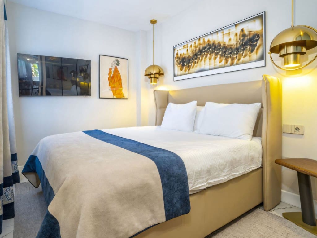 3 slaapkamer Appartement te koop in Nueva Andalucia met zwembad - € 595.000 (Ref: 9371672)