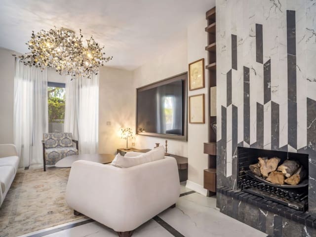 3 slaapkamer Appartement te koop in Nueva Andalucia, Marbella met zwembad - € 595.000 (Ref: 9371672)