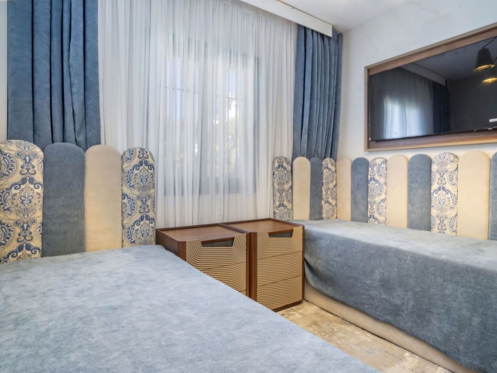 3 slaapkamer Appartement te koop in Nueva Andalucia met zwembad - € 595.000 (Ref: 9371672)