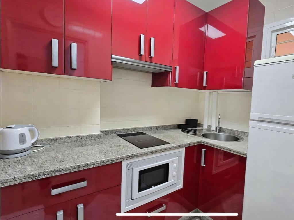 1 slaapkamer Appartement te koop in Benalmadena met zwembad - € 240.000 (Ref: 9374929)