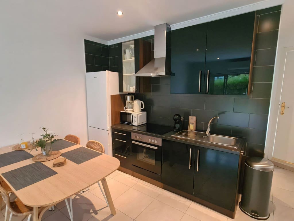 2 slaapkamer Appartement te koop in Benalmadena - € 299.000 (Ref: 9374930)