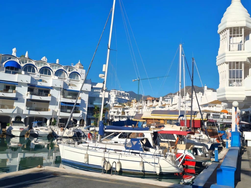 2 slaapkamer Appartement te koop in Benalmadena - € 299.000 (Ref: 9374930)