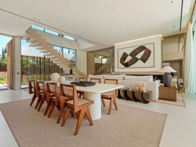 Chalet de 5 habitaciones en Golden Mile, Marbella en venta con piscina garaje - 5.995.000 € (Ref: 9374931)